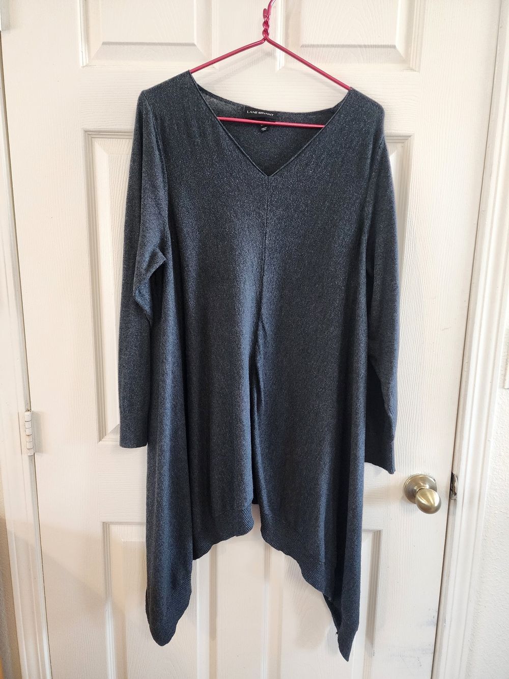 Lane Bryant Charcoal V-Neck Asymmetric Tunic size 26/28